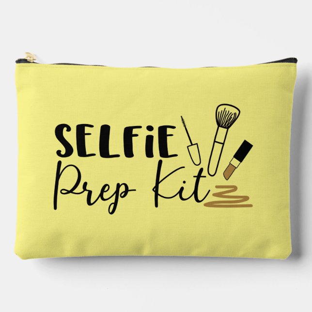 Funny selfie prep kit word art  accessory pouch (Front)