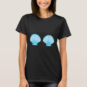 Funny Shell Breast Christmas In July Beach Vacatio T-Shirt