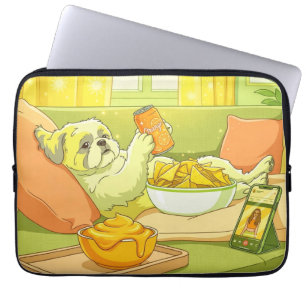 Funny Shih Tzu Dog Relaxing on Sofa with Snacks  Laptop Sleeve