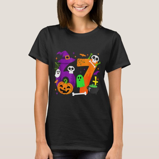 Funny Six Seven 6 7 Meme Design Couples Halloween  T-Shirt (Front)