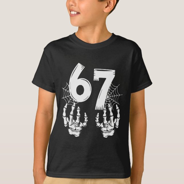 Funny Six Seven 6 7 Meme Number 67 Design Couples  T-Shirt (Front)