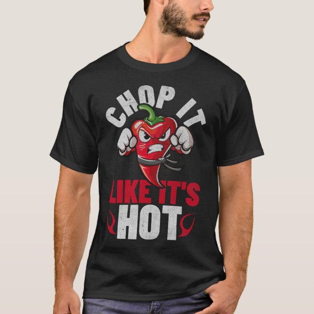 Funny Spicy Chilli Karate Design Chile Pepper Humo T-Shirt (Front)