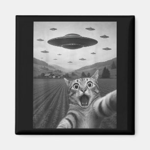 Funny Surprised Ed Cat Selfie With Alien Ufo Cat U Magnet