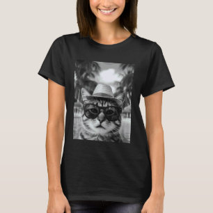 Funny Tabby Cat Selfie Cat Summer Vacation T-Shirt