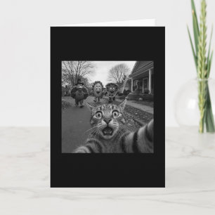 Funny Thanksgiving Surprised Scared Cat Selfie Tur Card