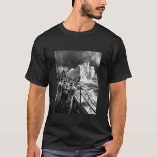 Funny Titanic Iceberg Scared Surprised Cat Selfie T-Shirt