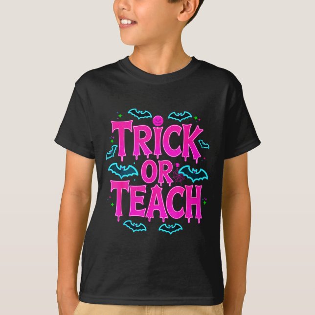 Funny Trick Or Teach Women Teacher Halloween Retro T-Shirt (Front)