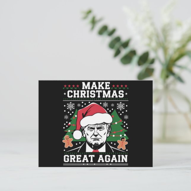 Funny Trump 2024 Make Christmas Great Again  Holiday Postcard (Standing Front)