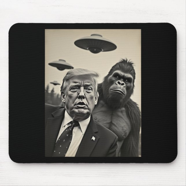 Funny Trump Bigfoot Selfie With Ufos Weird Alien  Mouse Pad (Front)