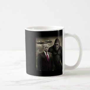 Funny Trump Bigfoot Ufo Alien Encounter Conspiracy Coffee Mug