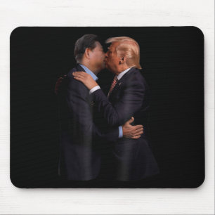 Funny Trump Usa President And China President Kiss Mouse Pad