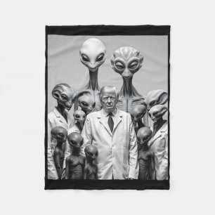 Funny Trump With Aliens Conspiracy Extraterrestria Fleece Blanket