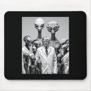 Funny Trump With Aliens Conspiracy Extraterrestria Mouse Pad