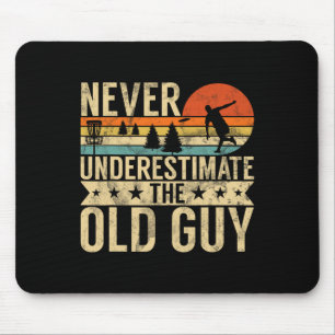 Funny Ultimate Frisbee The Old Guy Disc Golf Men's Mouse Pad