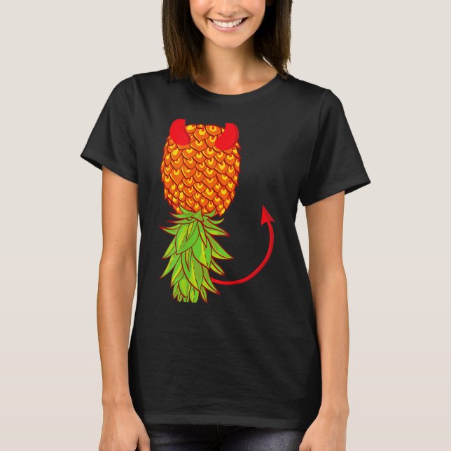 Funny upside down pineapple swinger fruit lover T-Shirt (Front)