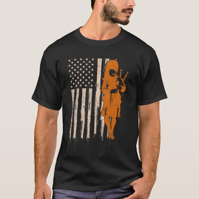 Funny Usa Flag Bagpipe Scottish Bagpiper Gift Bagp T-Shirt (Front)