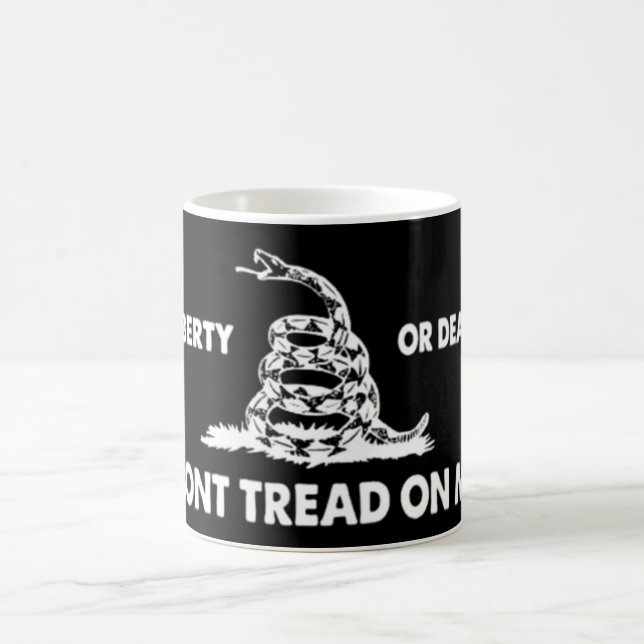 Gadsden flag coffee mug (Center)