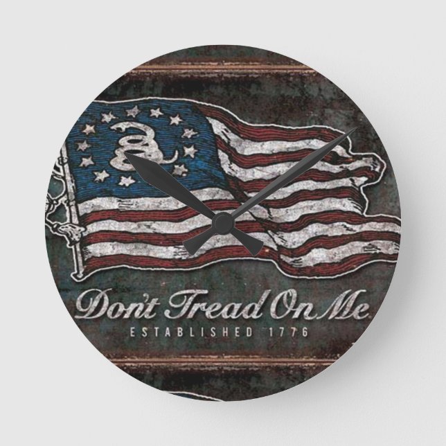 Gadsden Flag - Liberty Or Death Round Clock (Front)