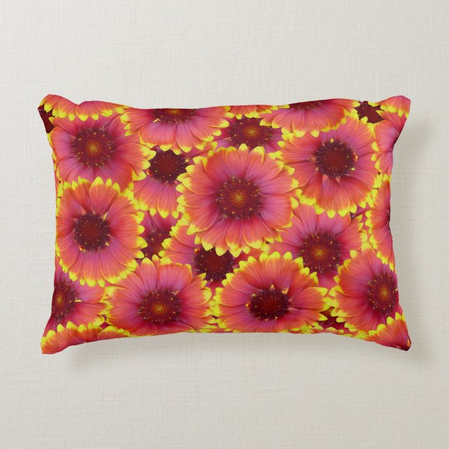 Gaillardia Seamless Pattern Decorative Cushion (Front)