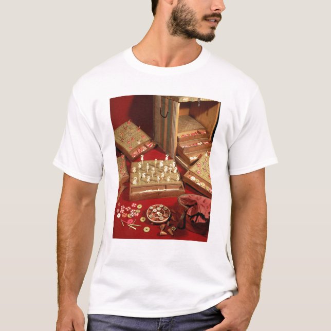 Game of Dauphin lotto invented by Louis XIV T-Shirt (Front)