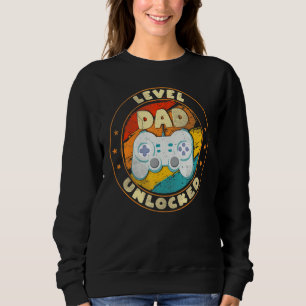 Gamer New Dad Uncle Mum Baby Announcement Pregnan Sweatshirt
