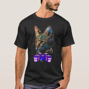 Gaming Savannah Cat Player Animal Video Gamer Men  T-Shirt