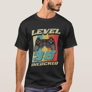 Gaming Vintage 35th Birthday Gift 35 Year Old Boy  T-Shirt
