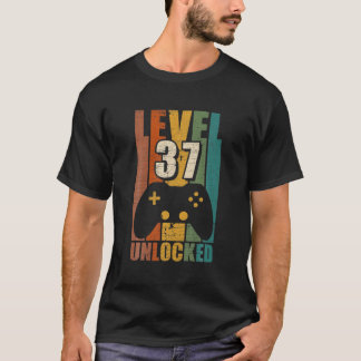 Gaming Vintage 37Th Birthday Gift 37 Year Old Boy T-Shirt