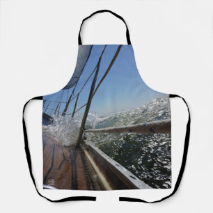 Gangway underwater, action. apron