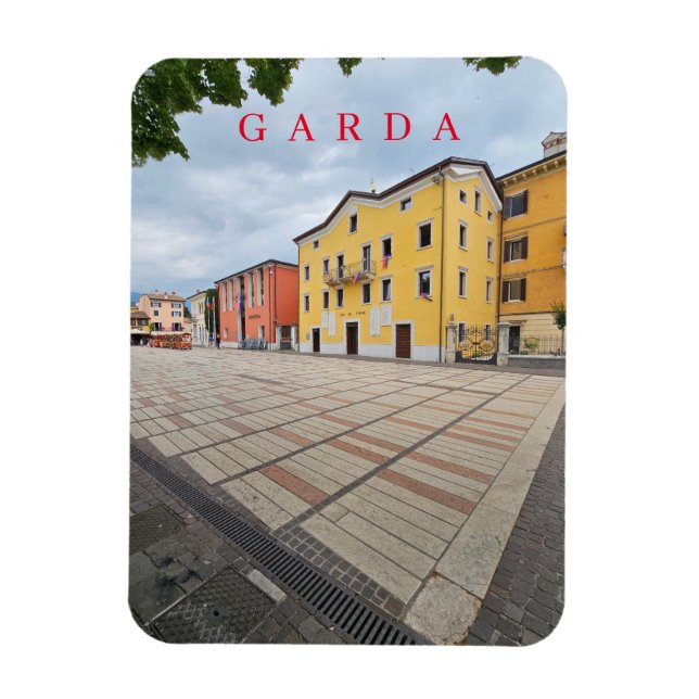 Garda Town Hall view fridge magnet (Vertical)