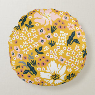Garden Flowers: Yellow Vintage Charm. Round Cushion