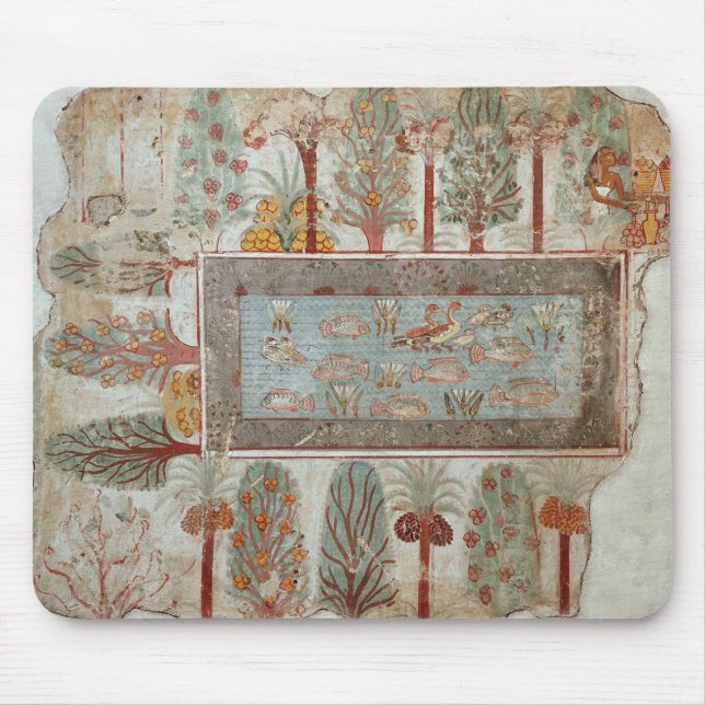 Garden of a private estate with an ornamental mouse pad (Front)
