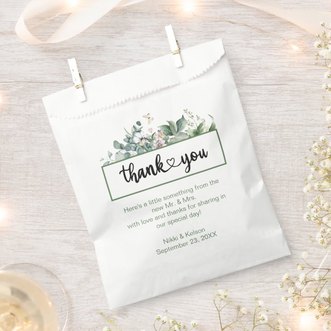 Garden Wedding Personalised White Favour Bags (Clipped)