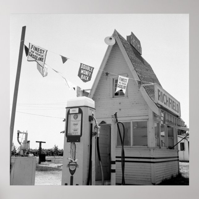 Gas Station: 1939 Poster (Front)