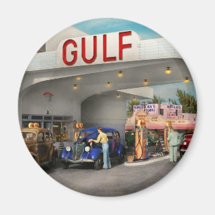 Gas Station - The great american road trip 1939 Magnet
