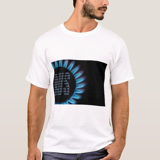 Gasflamme von einem Kochfeld mit dem Wort AUS (Deu T-Shirt (Front)