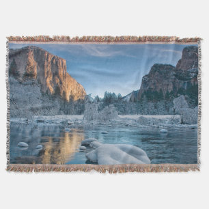 Gates in Yosemite Throw Blanket