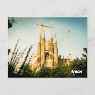 Gaudi's Sagrada Familia with catalonia's flag Postcard