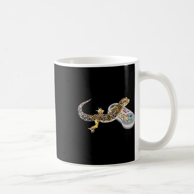 Gecko Playing Video Game Lizard &amp; Reptiles Gam Coffee Mug (Right)