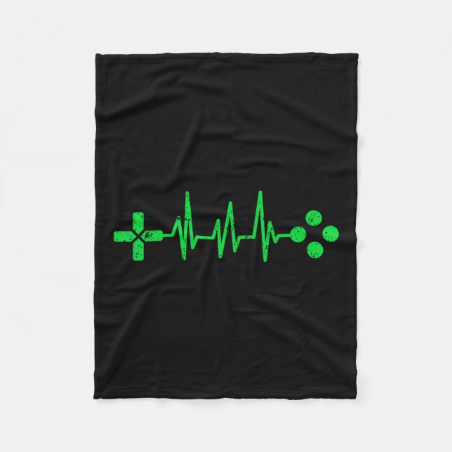 Geeks Heartbeat Gaming  Fleece Blanket (Front)