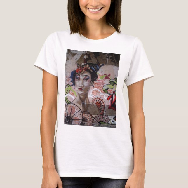 Geisha Urban Graffiti Street art T-Shirt (Front)