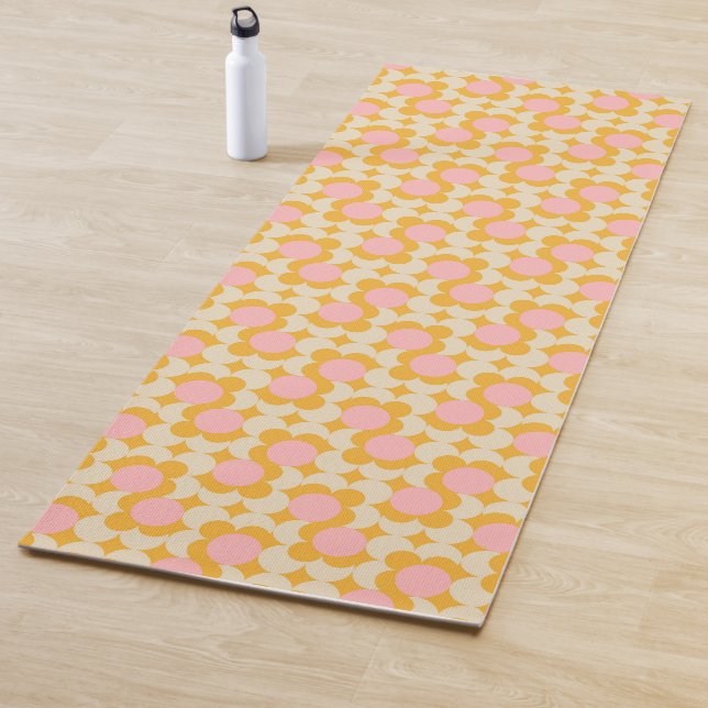 Geometric Circle Mid Century Flower Pattern Yoga Mat (In Situ)