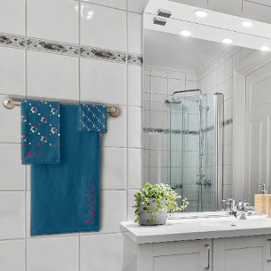 Geometric coloured pattern ocean blue bath towel set