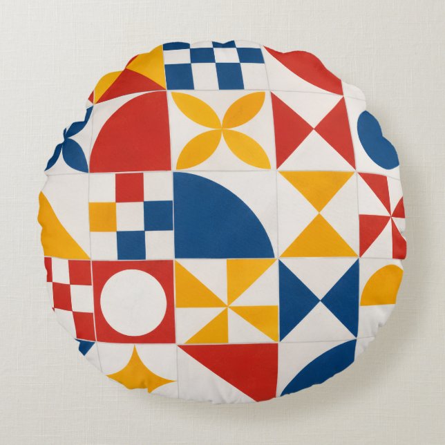 Geometric Decorative Round Cushion (Front)