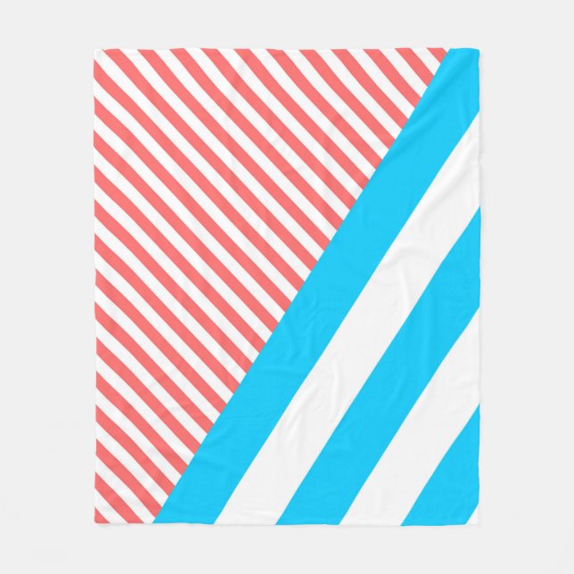 Geometric Fleece Blanket (Front)