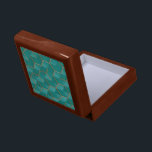 geometric gift box<br><div class="desc">geometric</div>