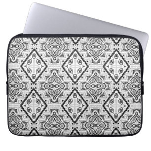  Geometric ,pattern , black and white  Laptop Sleeve