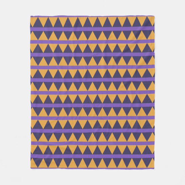 Geometric pattern fleece blankets (Front)