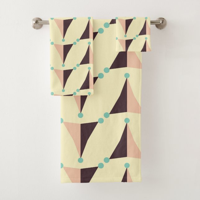 Geometric pattern in retro vibe bath towel set (Insitu)