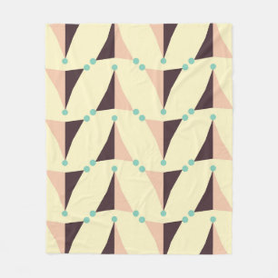 Geometric pattern in retro vibe fleece blanket